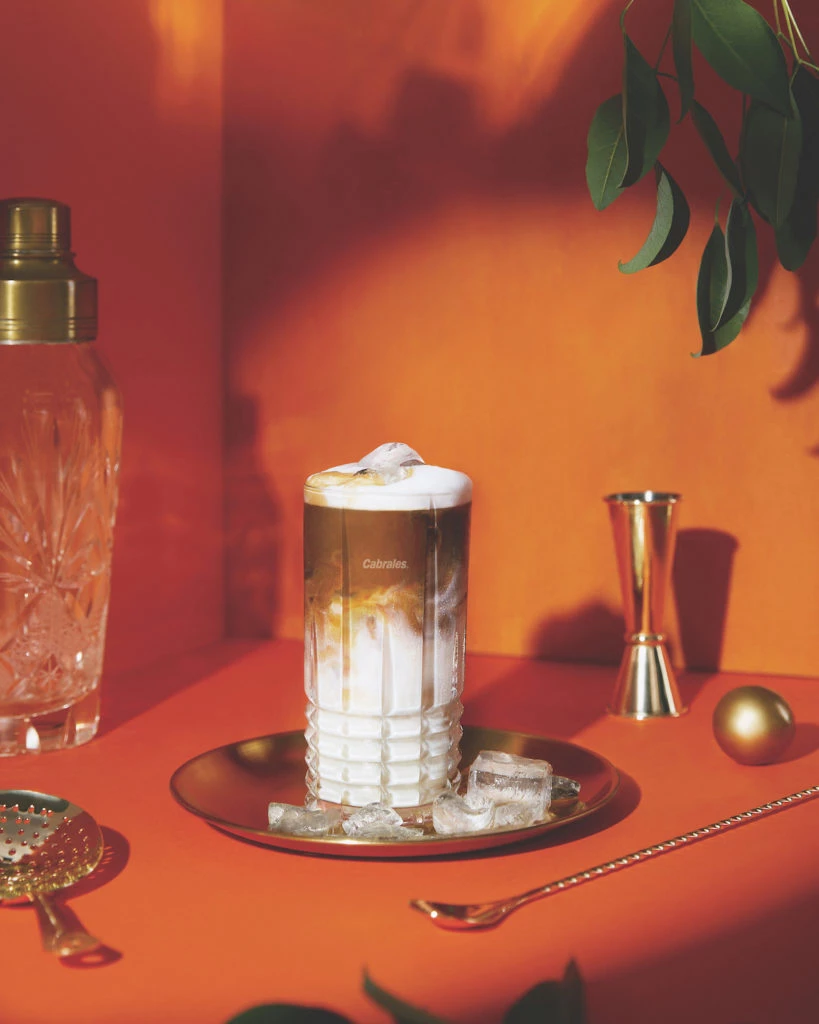 Iced latte verano, receta de café frío de Cabrales