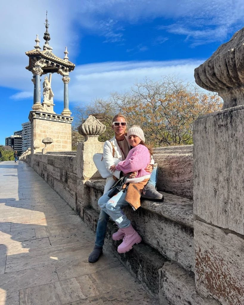 Nicole Neumann y sus hijas Allegra y Sienna