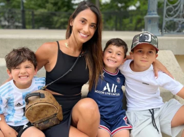 Antonela Roccuzzo y sus hijos