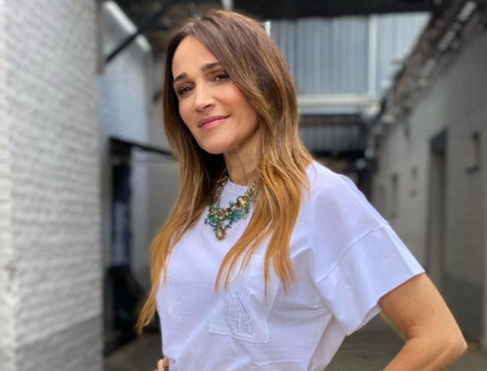 Así es la cocina comedor que tiene Vero Lozano en su casa de Punta del Este