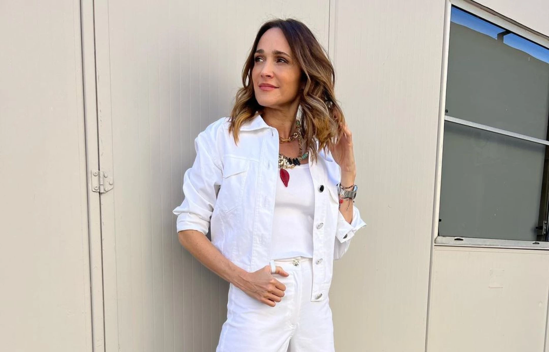 Así es la galería que tiene Vero Lozano en su casa de Uruguay