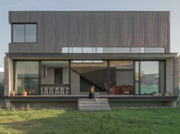 Así se diseñaron dos casas que conjugan armonía y singularidad en Mendoza