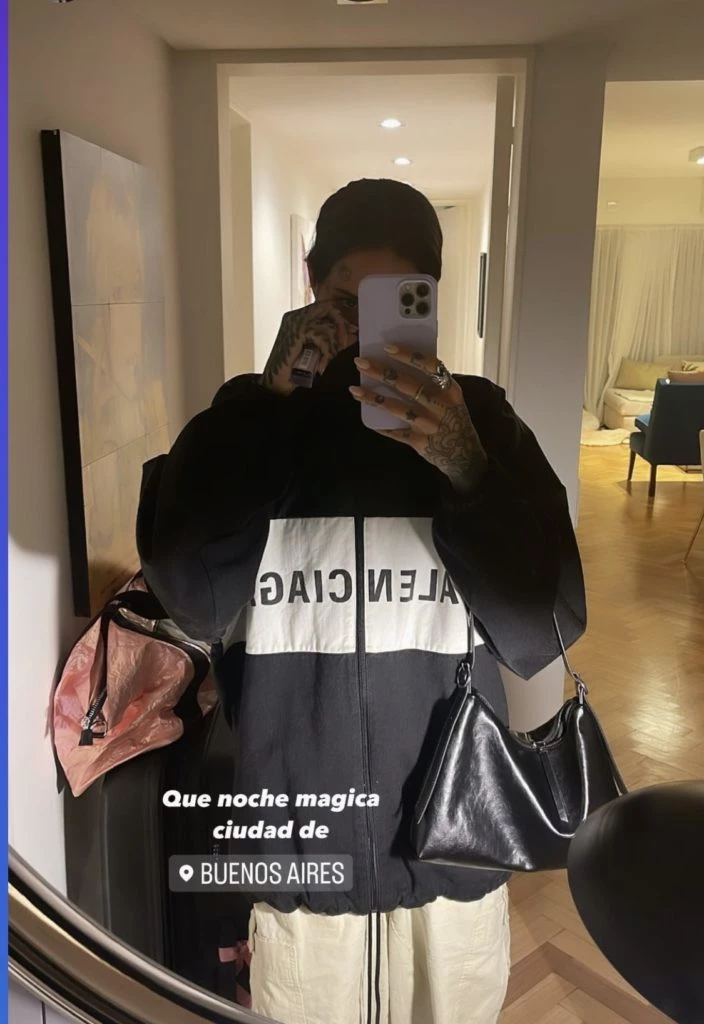 Cande Tinelli y su campera Balenciaga