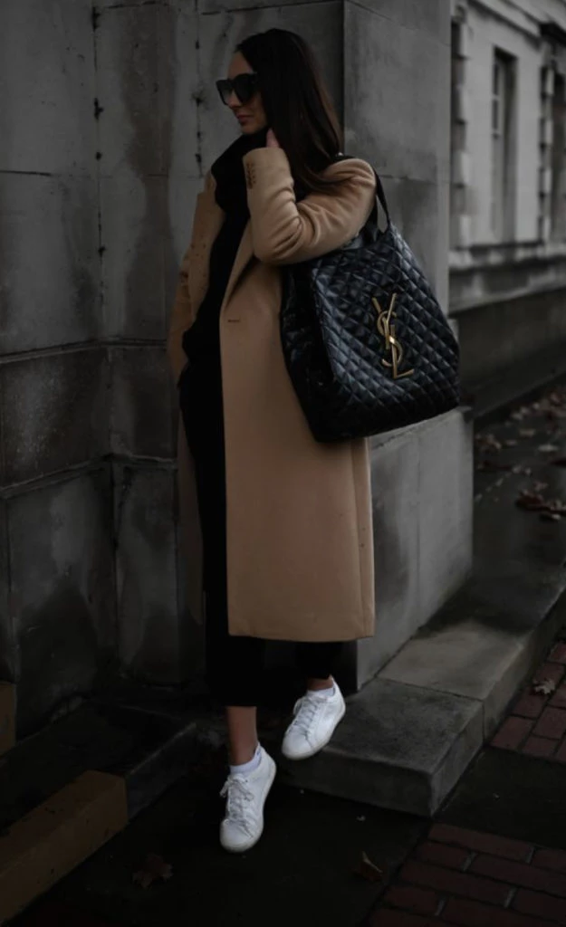 Cartera maxi YSL. Foto: Pinterest.