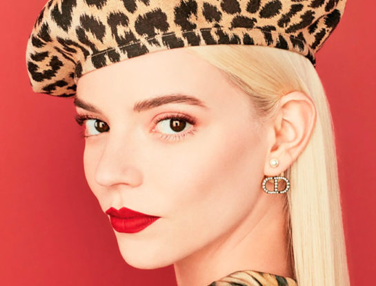 Anya Taylor Joy presenta la nueva tendencia de make up para el invierno 2023