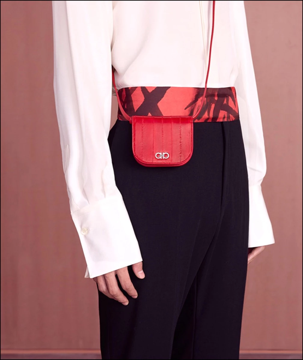 Ferragamo festeja el nuevo año del conejo con una exclusiva colección de objetas y prendas prêt à porter