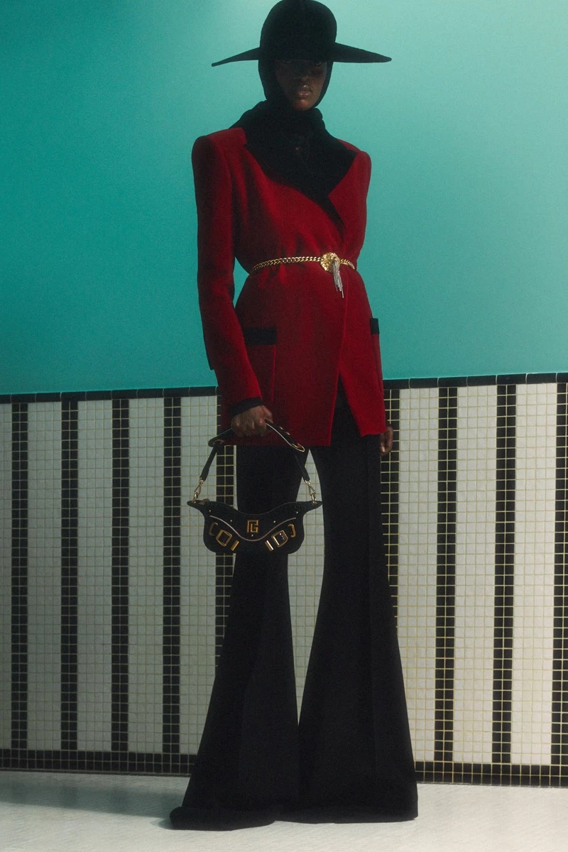 Balmain 2023 pre fall collection