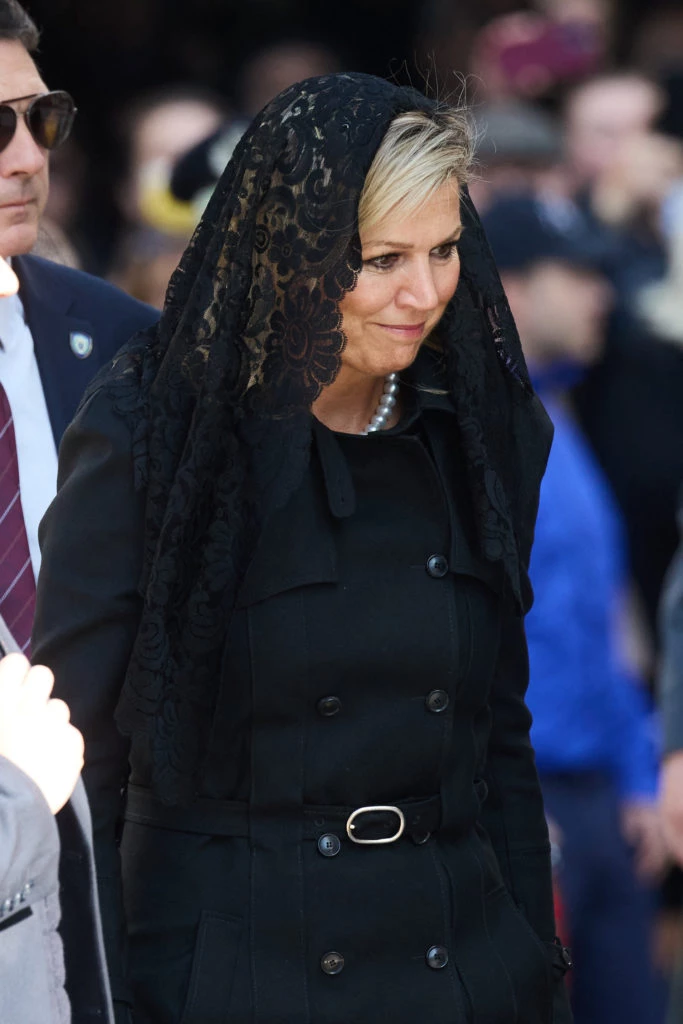 Maxima en funeral de Constatino