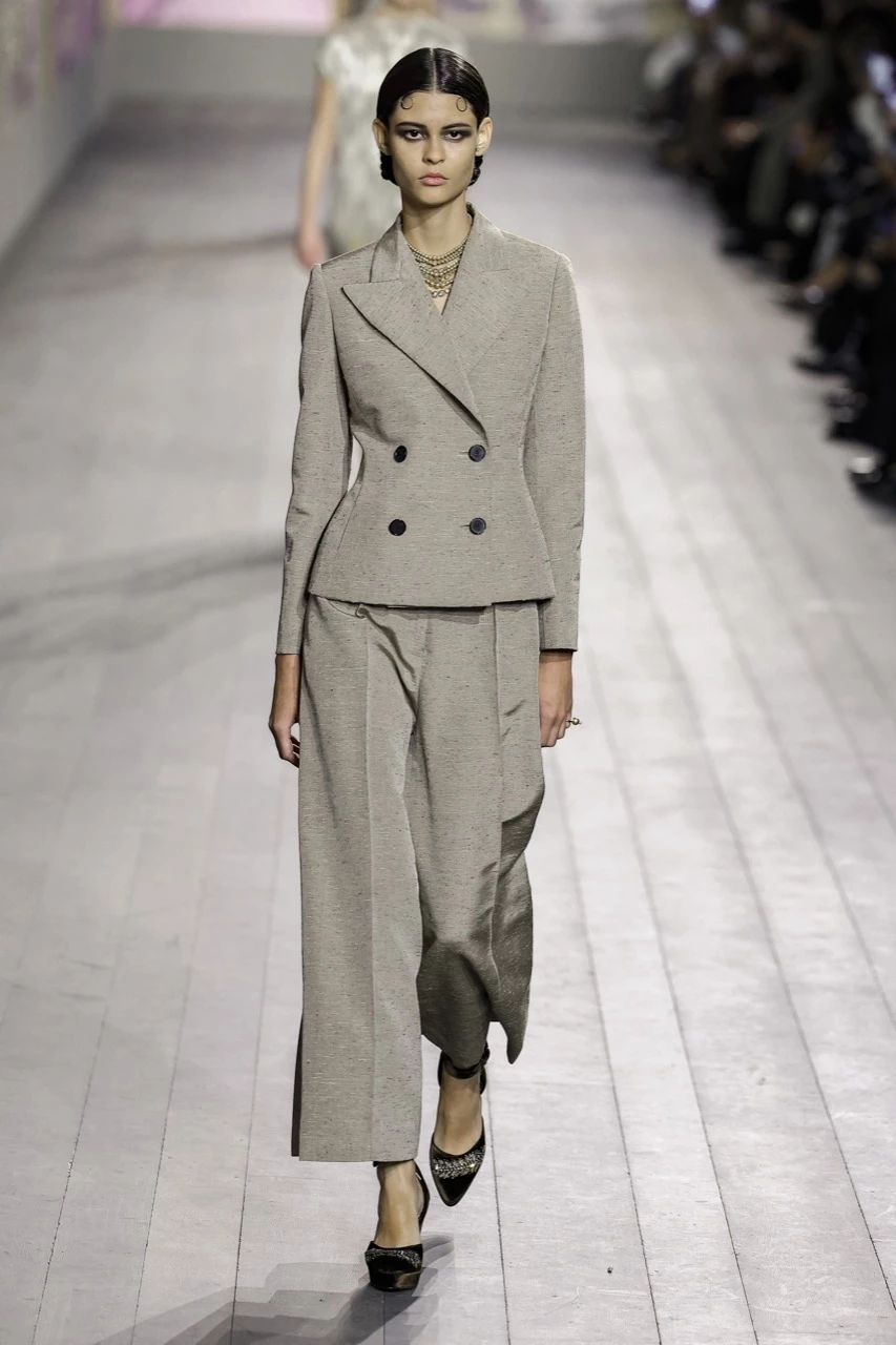 Desfile Alta Costura de Christian Dior, primavera verano 2023.