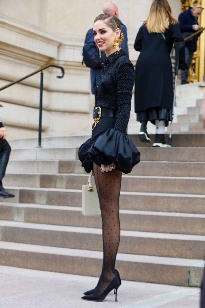 vidriera desfile Schiaparelli