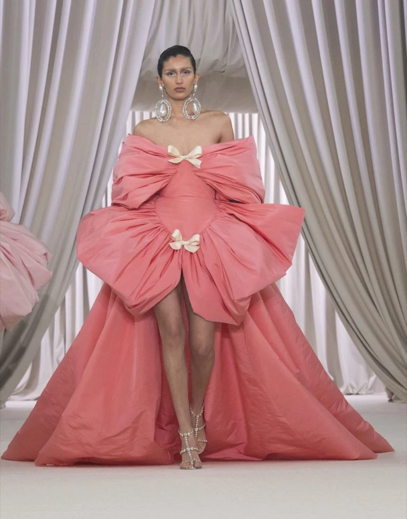 Desfile Giamvattista Valli, Alta Costura 2023