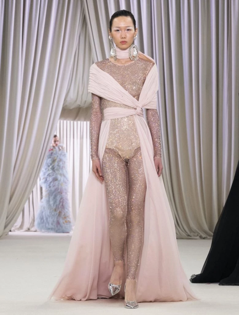 Desfile Giamvattista Valli, Alta Costura 2023