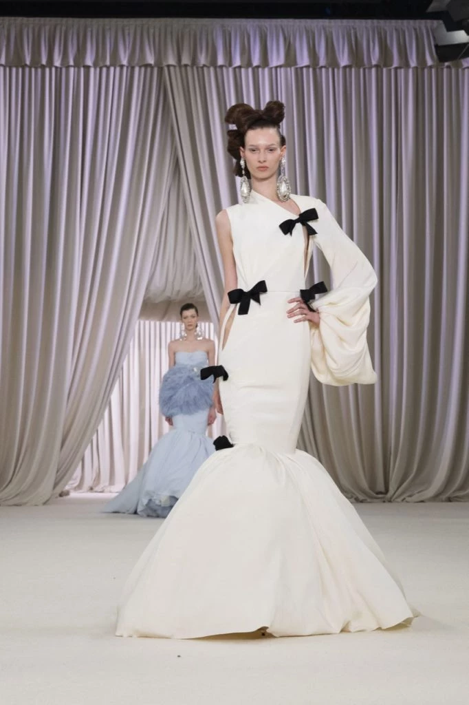 Desfile Giamvattista Valli, Alta Costura 2023