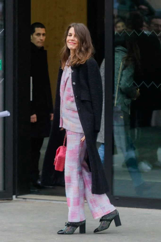 look charlotte casiraghi