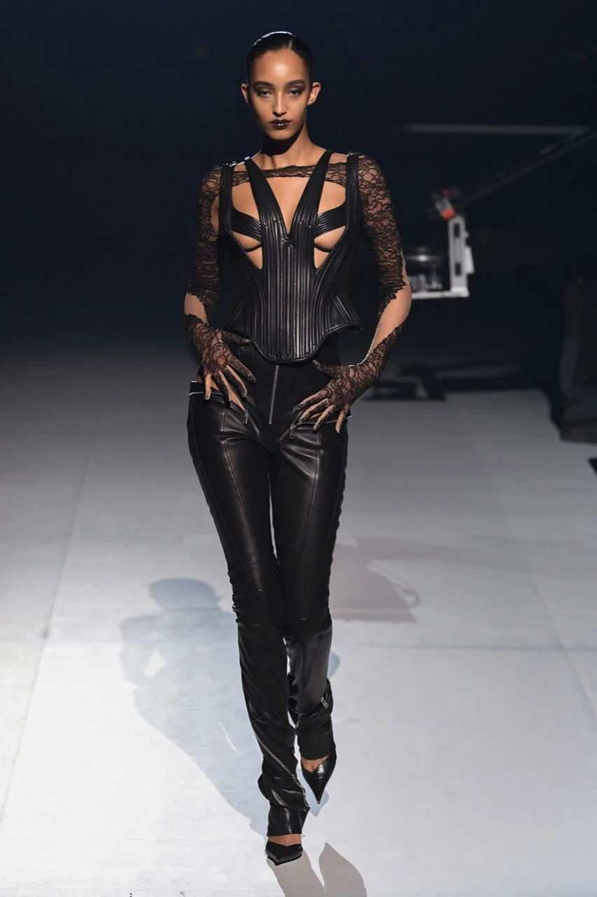 Thierry Mugler colección Alta Costura otoño invierno 2022/2023