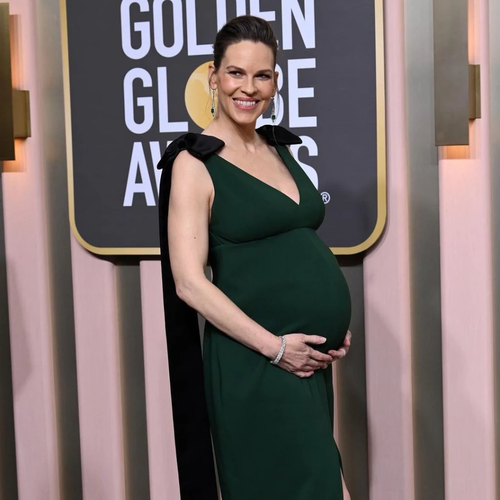 Hilary Swank en los Globos de Oro 2023
