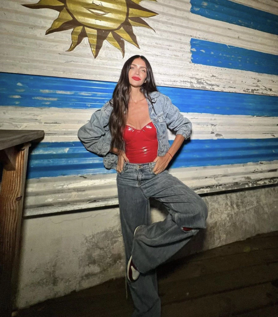 Zaira Nara impactó con un nuevo look en un evento en Uruguay. Foto: Instagram.