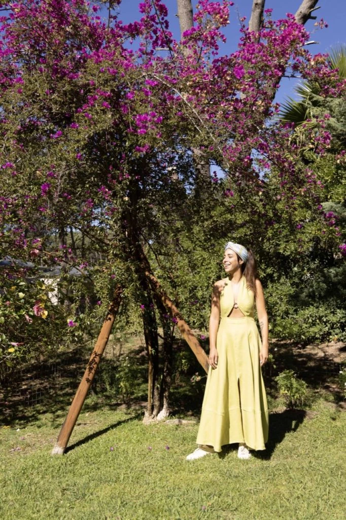 Valentina Karnoubi en su casa de Laguna Blanca en Punta del Este