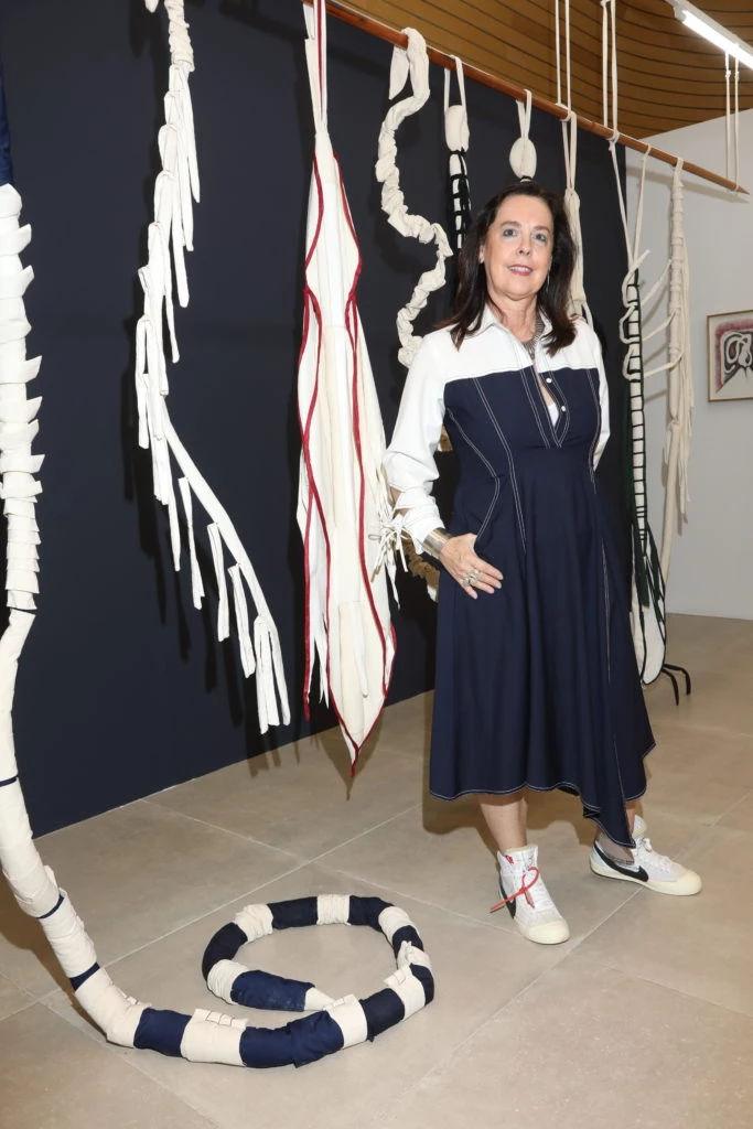 Karla Osorio Netto de la galería Karla Osorio en la novena edición de la feria internacional Este Arte