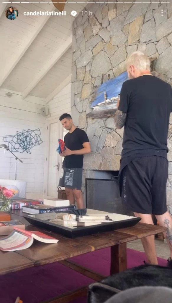 La decoración moderna que tiene el living de Marcelo Tinelli