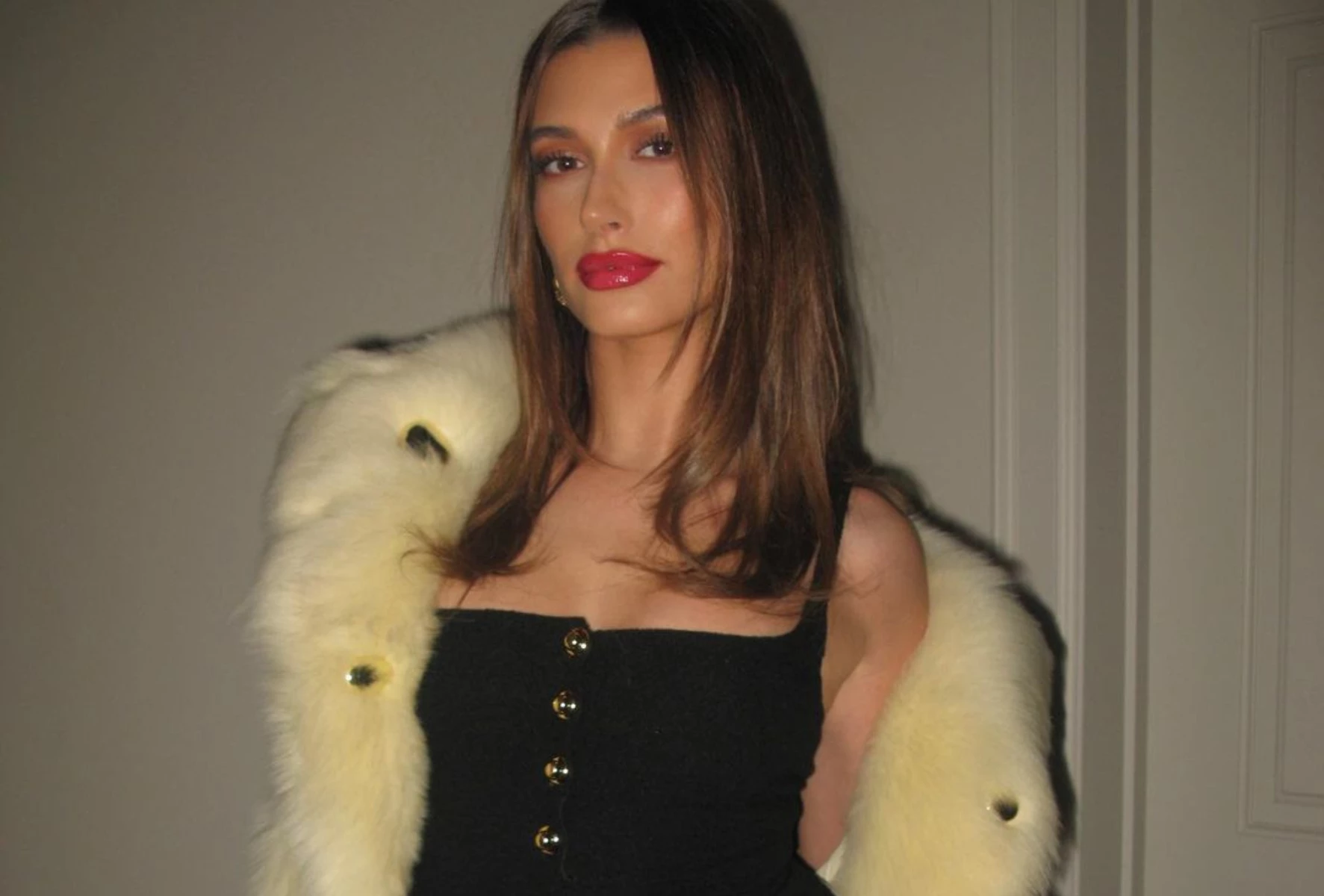 Las uñas de Hailey Bieber que marcan tendencia este 2023