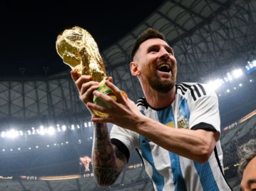 Leo Messi campeon del mundo con la copa