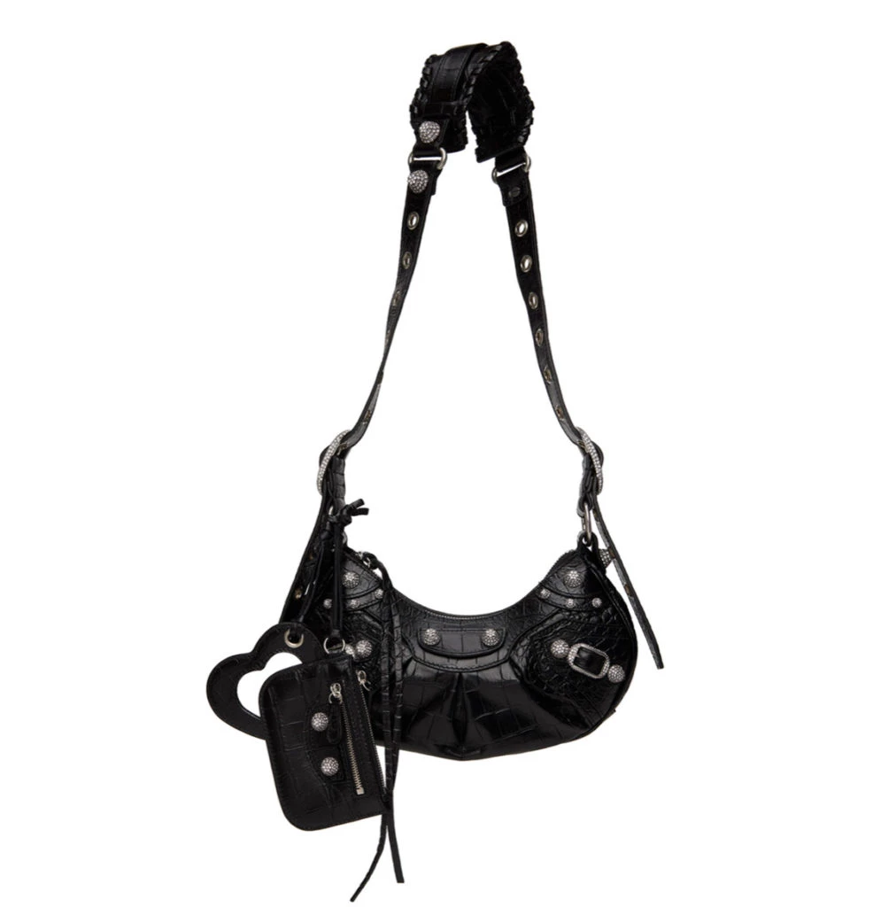 Lucía Celasco llevó una exclusiva cartera a un evento