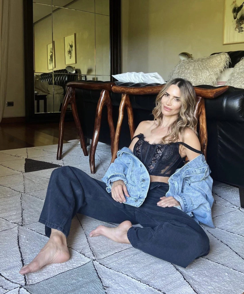 María Vázquez lució un outfit muy trendy. Foto: Instagram.