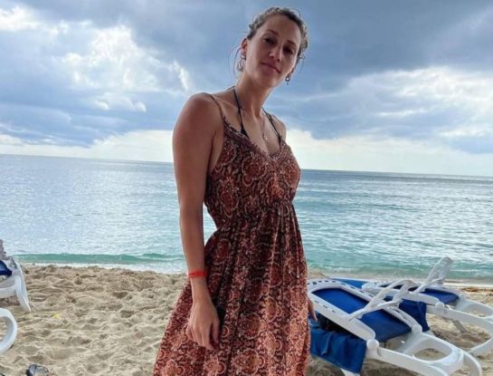 Mica Viciconte apostó por los vestidos de seda para este verano