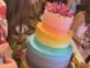 Pampita celebró con una torta llena de colores. Foto: Instagram.