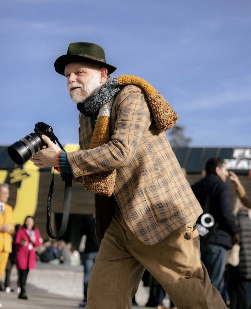Los mejores looks de street style de Pitti Uomo. Foto: @pittiuomo_offficial.