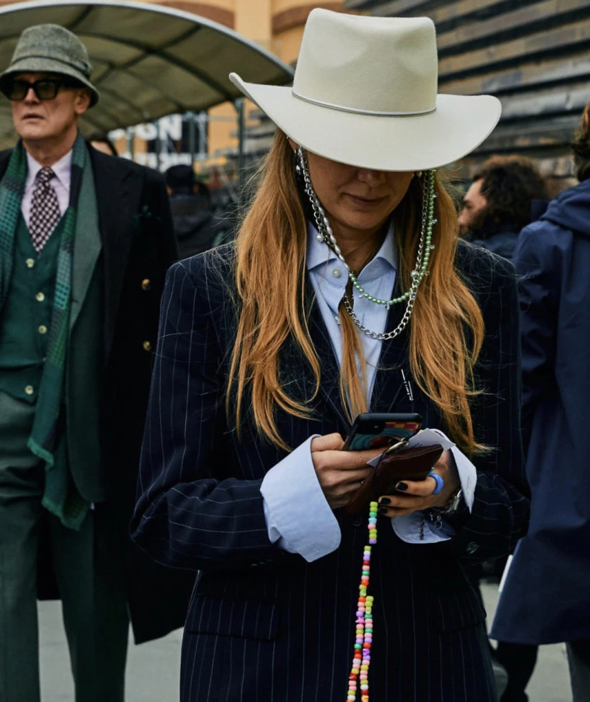 Los mejores looks de street style de Pitti Uomo. Foto: @pittiuomo_offficial.