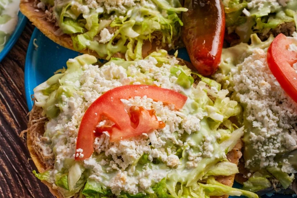 Las recetas de huevos revueltos y tostadas con paté veganos