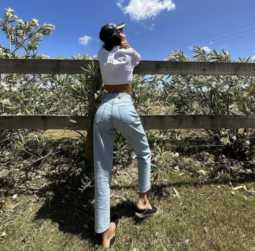 Zaira Nara apostó por la pieza trendy de la temporada. Foto: Instagram.