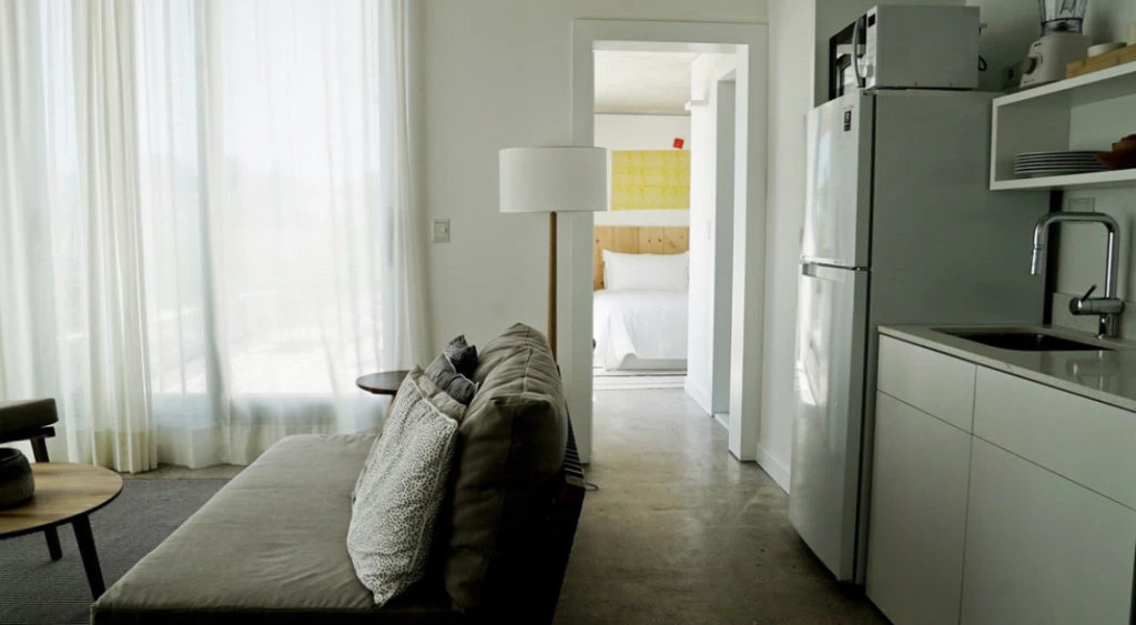 Zaira Nara eligió una cálida casa para hospedarse en Punta del Este. Foto: Instagram.