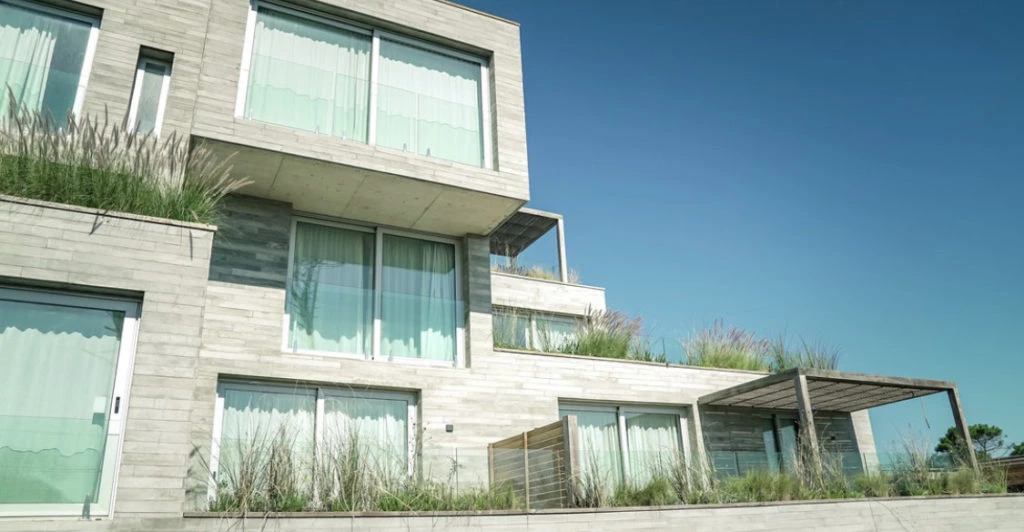 Zaira Nara eligió una cálida casa para hospedarse en Punta del Este