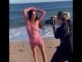 Zaira Nara posando en Uruguay con un look tejido perfecto para la playa
