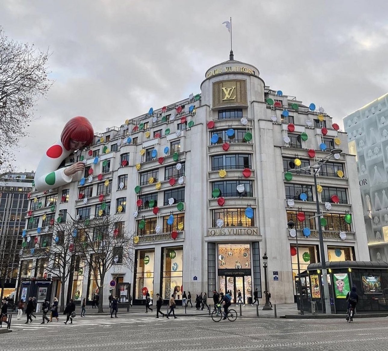 Casa pintada con logos de Louis Vuitton se vuelve viral en redes: Cuando  sea rica no diré nada - Exitosa Noticias