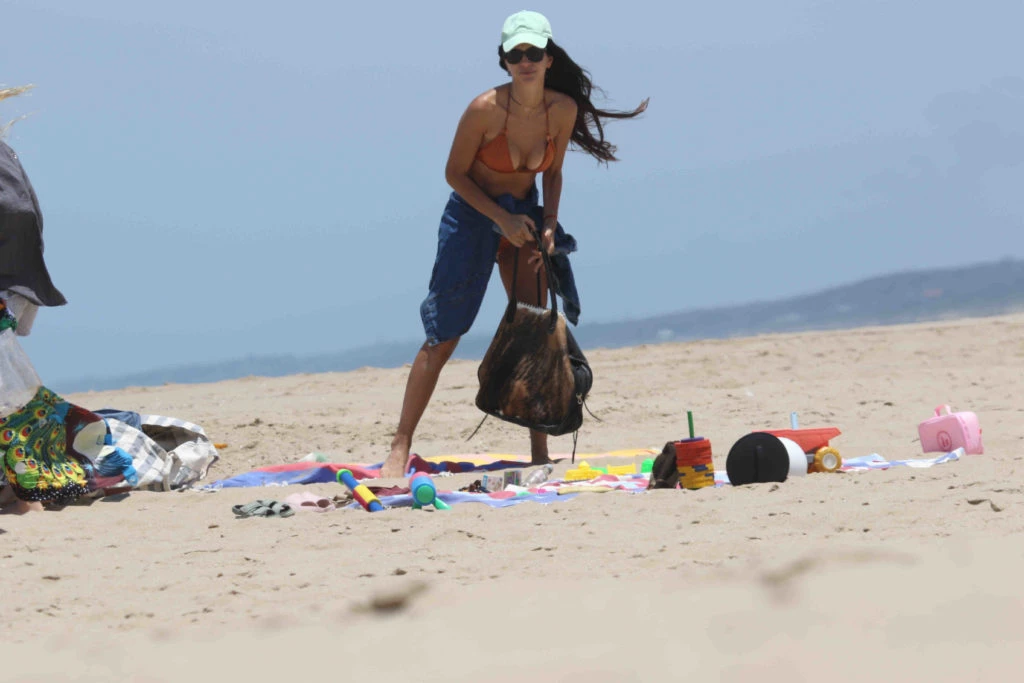 Zaira Nara y sus hijos en Punta del Este