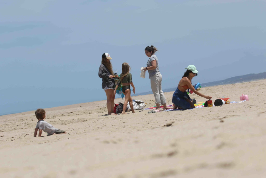Zaira Nara y sus hijos en Punta del Este