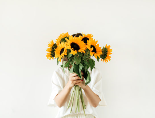 Feng Shui: cómo decorar la casa con flores de girasol para atraer la buena suerte