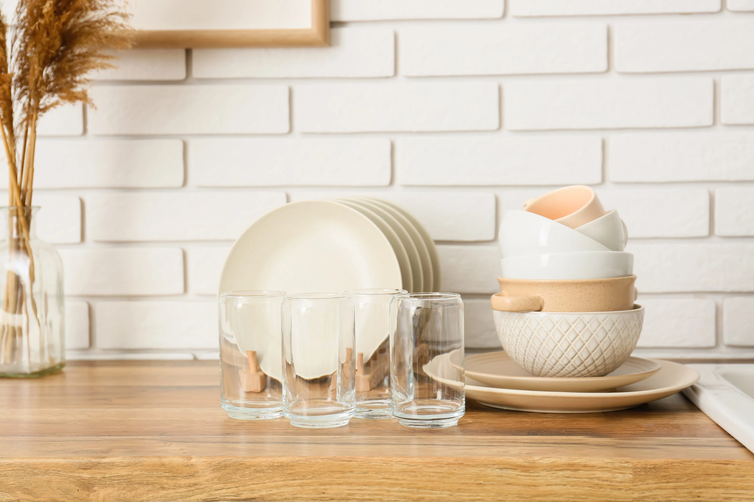 Trucos de limpieza: cómo dejar impecables los vasos de vidrio