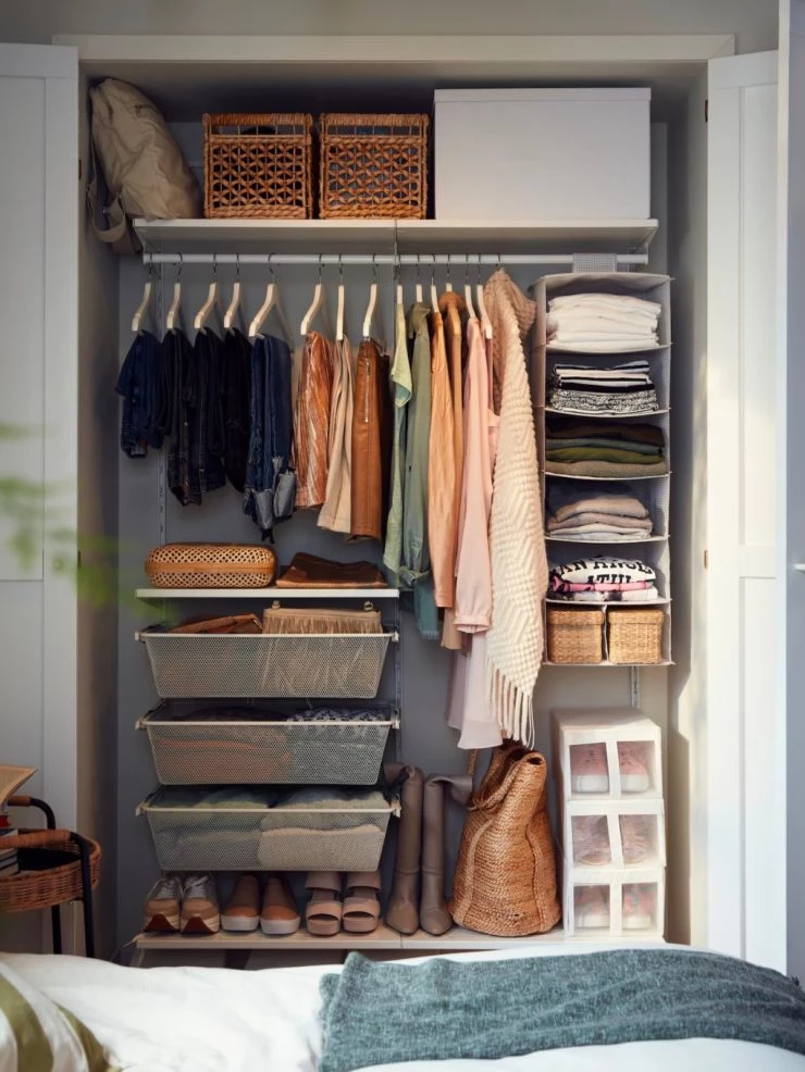 El olor a humedad en el armario: un problema con 9 soluciones