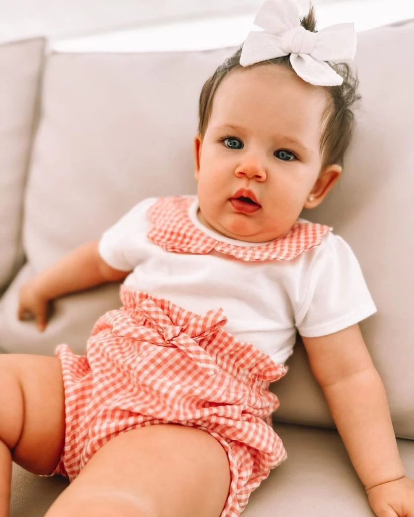 Arianna Pella peinada con moños