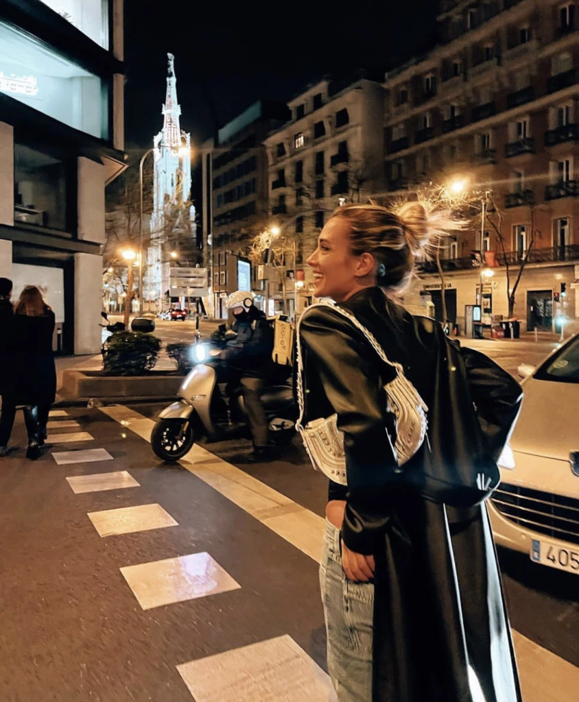 Camila Homs un un estilo muy trendy. Foto: Instagram.