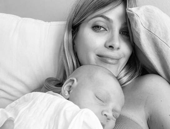 Cande Ruggeri se sinceró sobre cómo está viviendo su rol de mamá