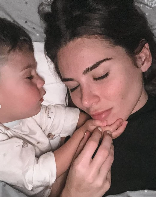 Mina Bonino y Benicio. 