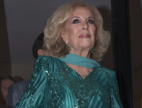 Los looks súper glamorosos de Mirtha Legrand para la celebración de su cumpleaños