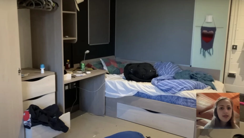 El interior del colegio donde vive la princesa Leonor