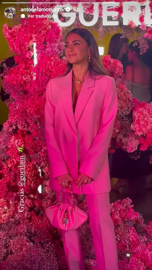 El look total pink de Antonela Roccuzzo